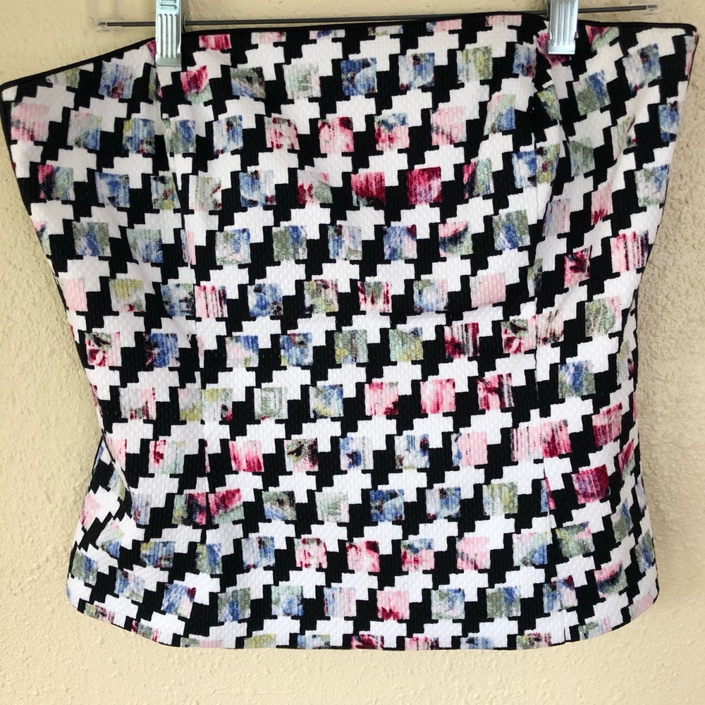 WHITE HOUSE BLACK MARKET Multi colored BUSTIER SZ 12
